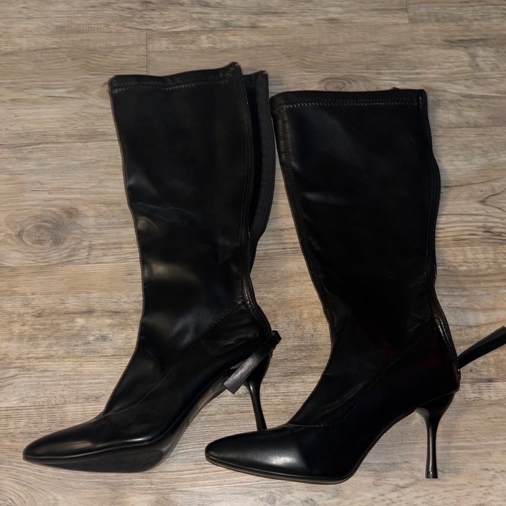 Elegant Black Leather Knee-High Boots